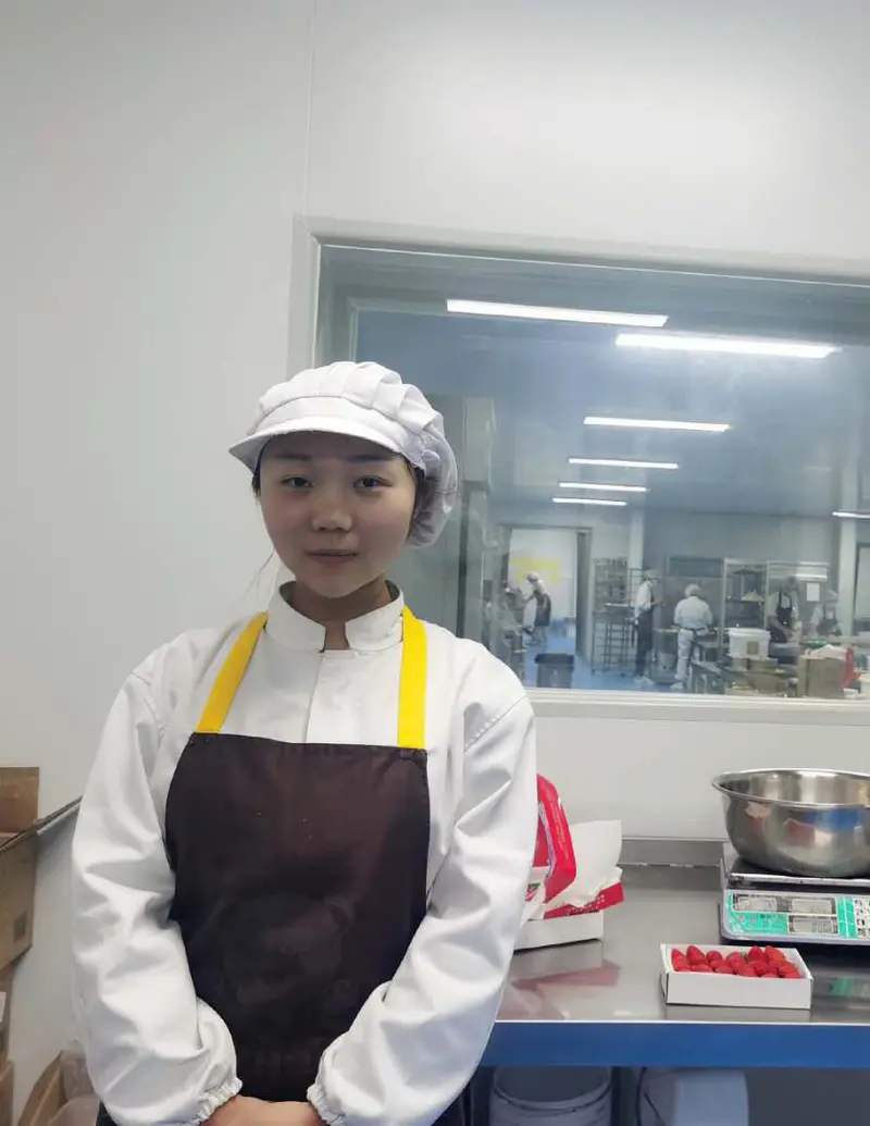 宋菲，保定市新丰烘焙